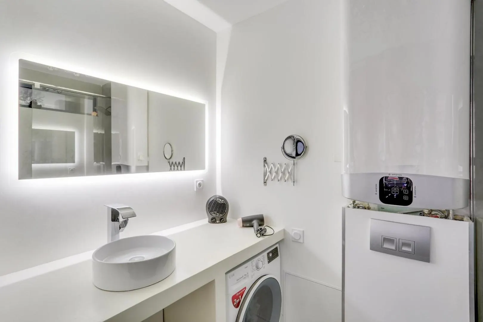 Le Fonctionnel A Paris Apartment