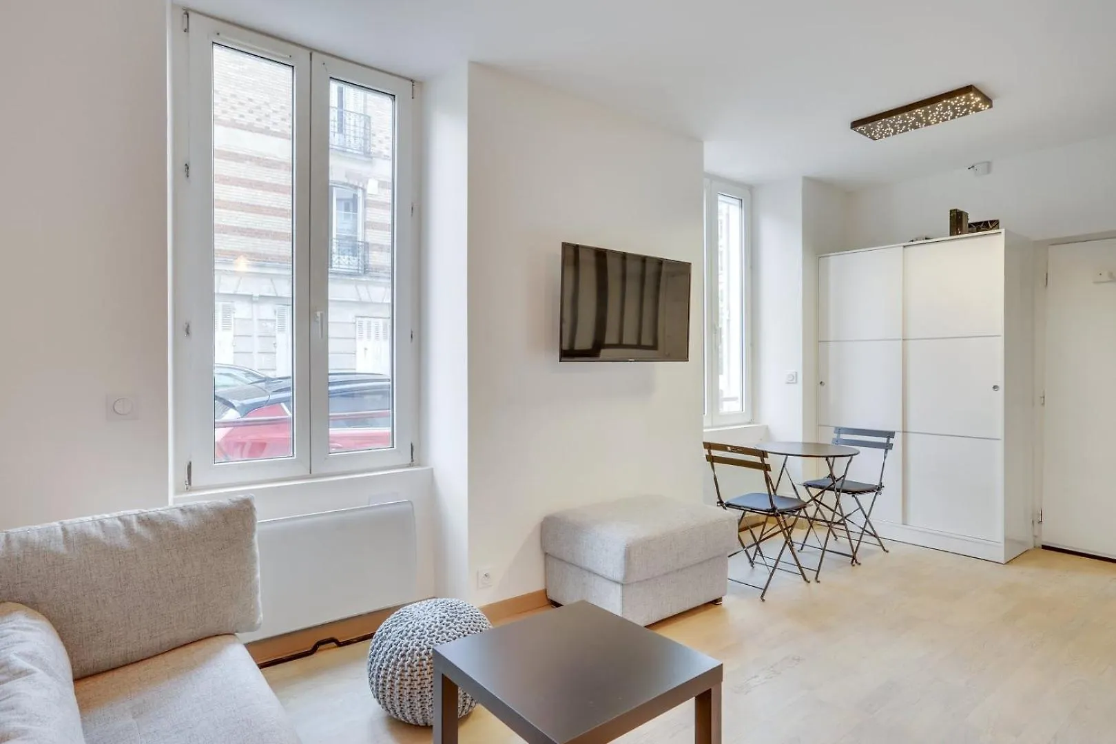 Le Fonctionnel A Paris Apartment France