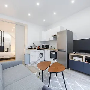 Luxurious And Cosy In The Center Of 14 Paris